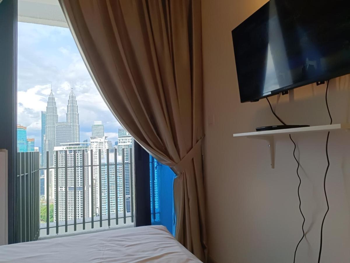 Cl 29A Insta Klcc View & Infinity Pool Apartment Куала Лумпур Екстериор снимка