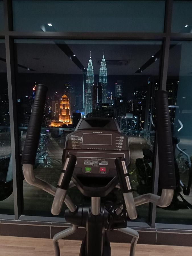 Cl 29A Insta Klcc View & Infinity Pool Apartment Куала Лумпур Екстериор снимка